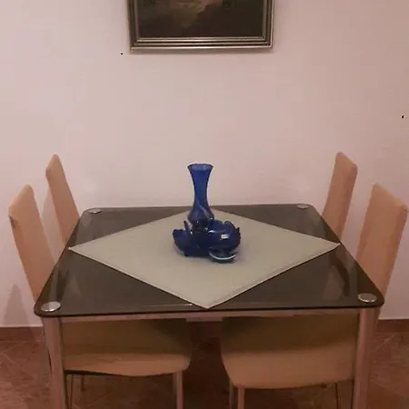 Apartmani Jureta Okrug Gornji Exterior photo