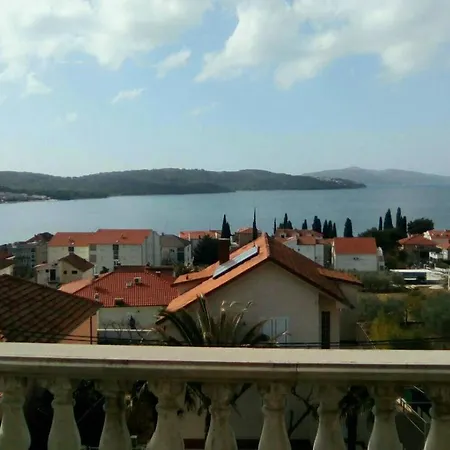 Apartmani Jureta Okrug Gornji Exterior photo