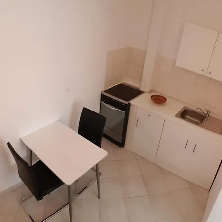 Apartmani Jureta Okrug Gornji Exterior photo
