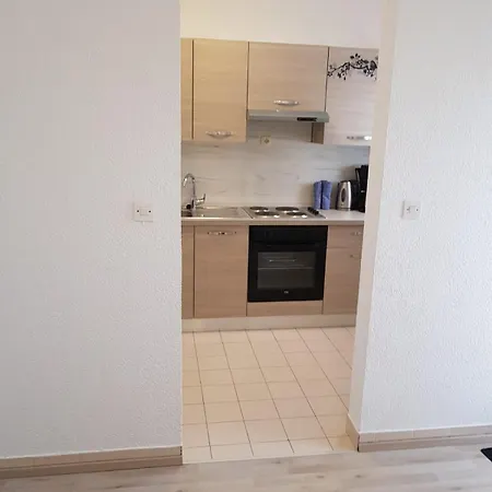 Apartmani Jureta Okrug Gornji Exterior photo