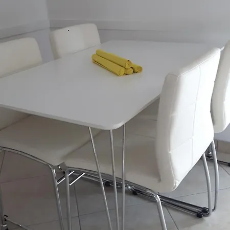 Apartmani Jureta Okrug Gornji Exterior photo