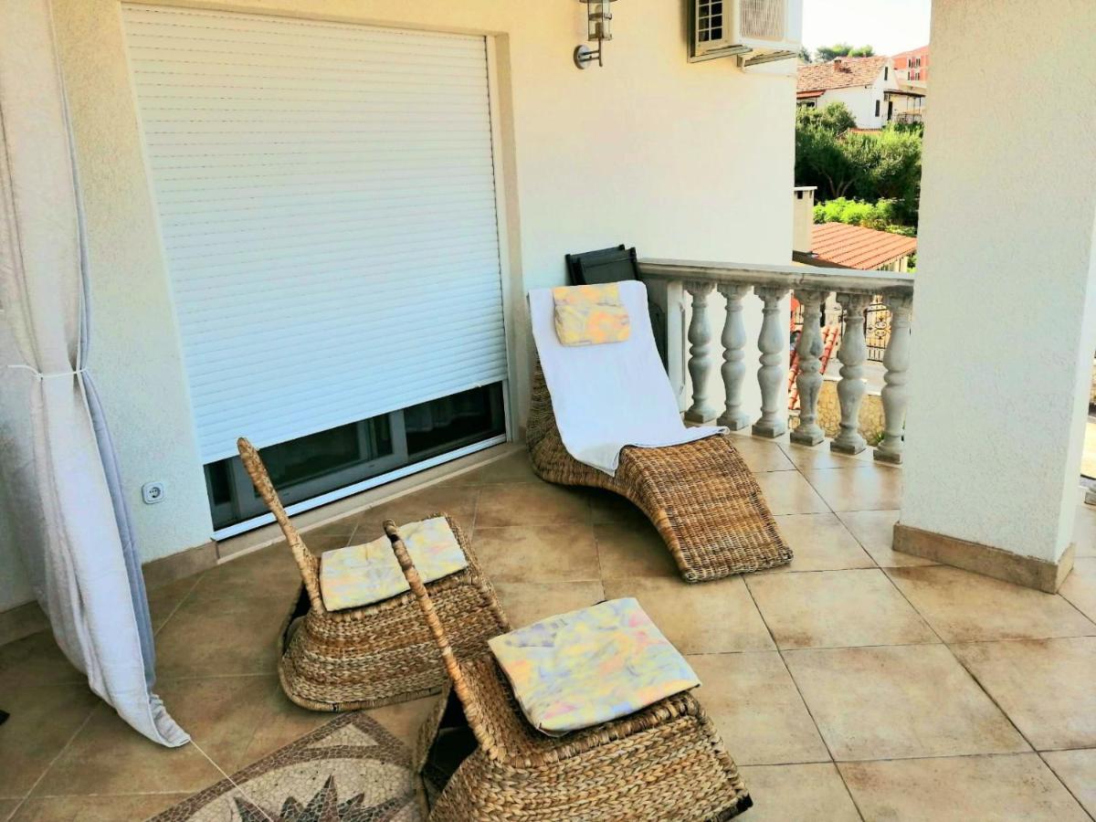 Apartment Jureta *