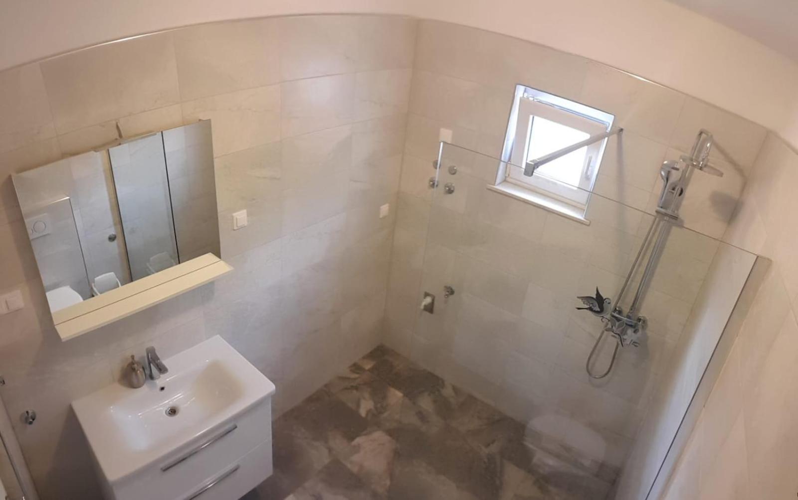 Apartment Jureta Okrug Gornji