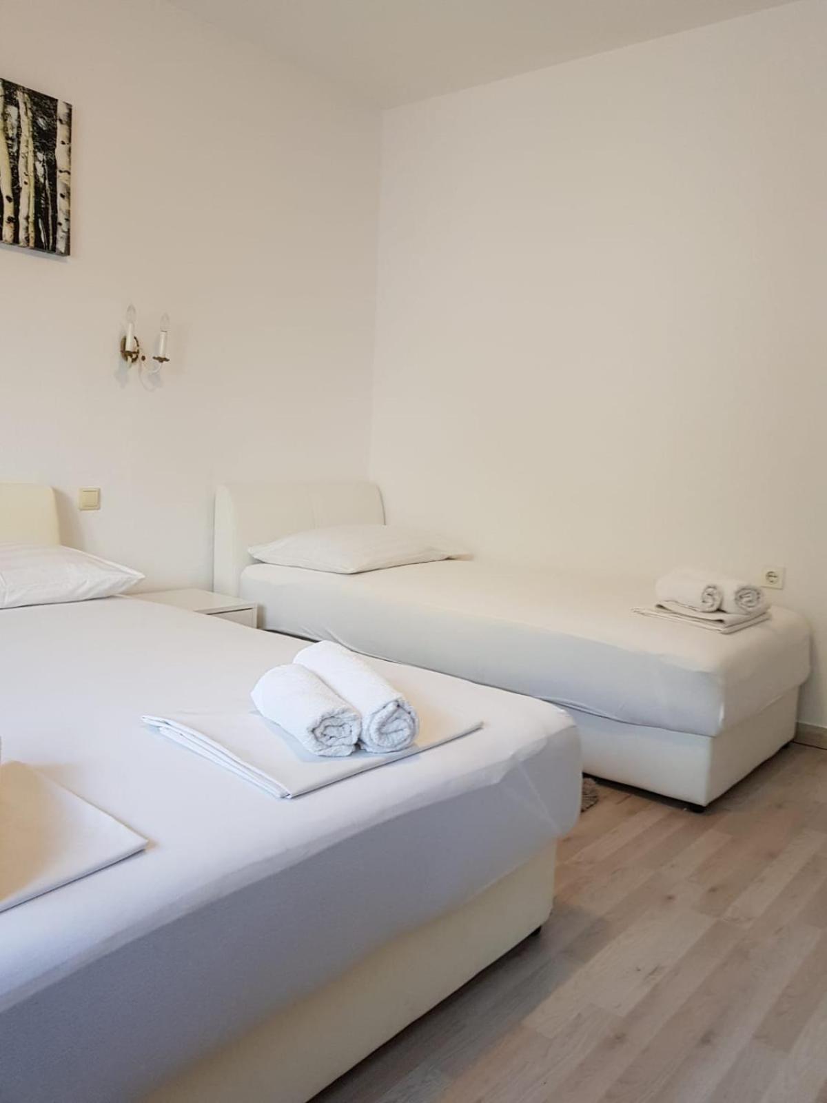 Apartment Jureta Okrug Gornji